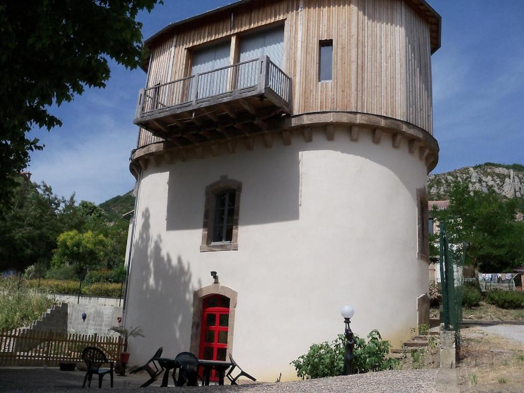 Chateau D'Eau Logement Insolite Tournemire  Esterno foto